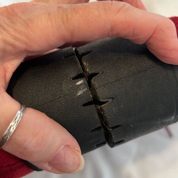 Rouge size 6 red velvet side zip lace front lug sole comfy ankle boots EUC - Picture 12 of 16